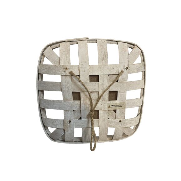 Farmhouse Tobacco Basket – Whitewashed Wood Wall Decor with Lemon Print - Picture 2 of 5